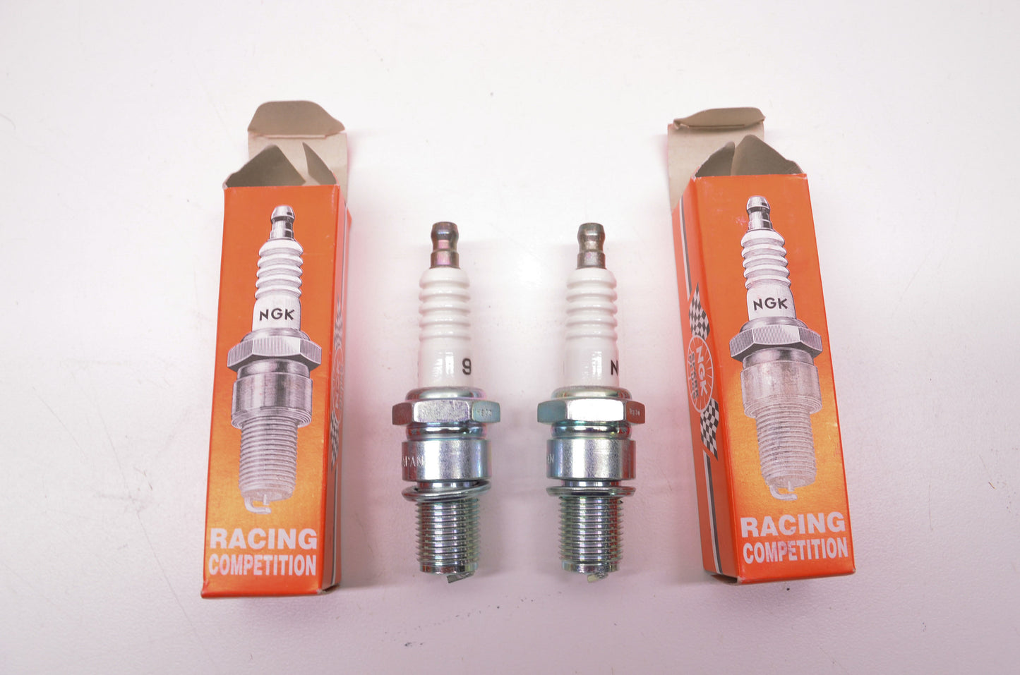 NGK R6254E-9 Spark Plug Qty 2 NOS