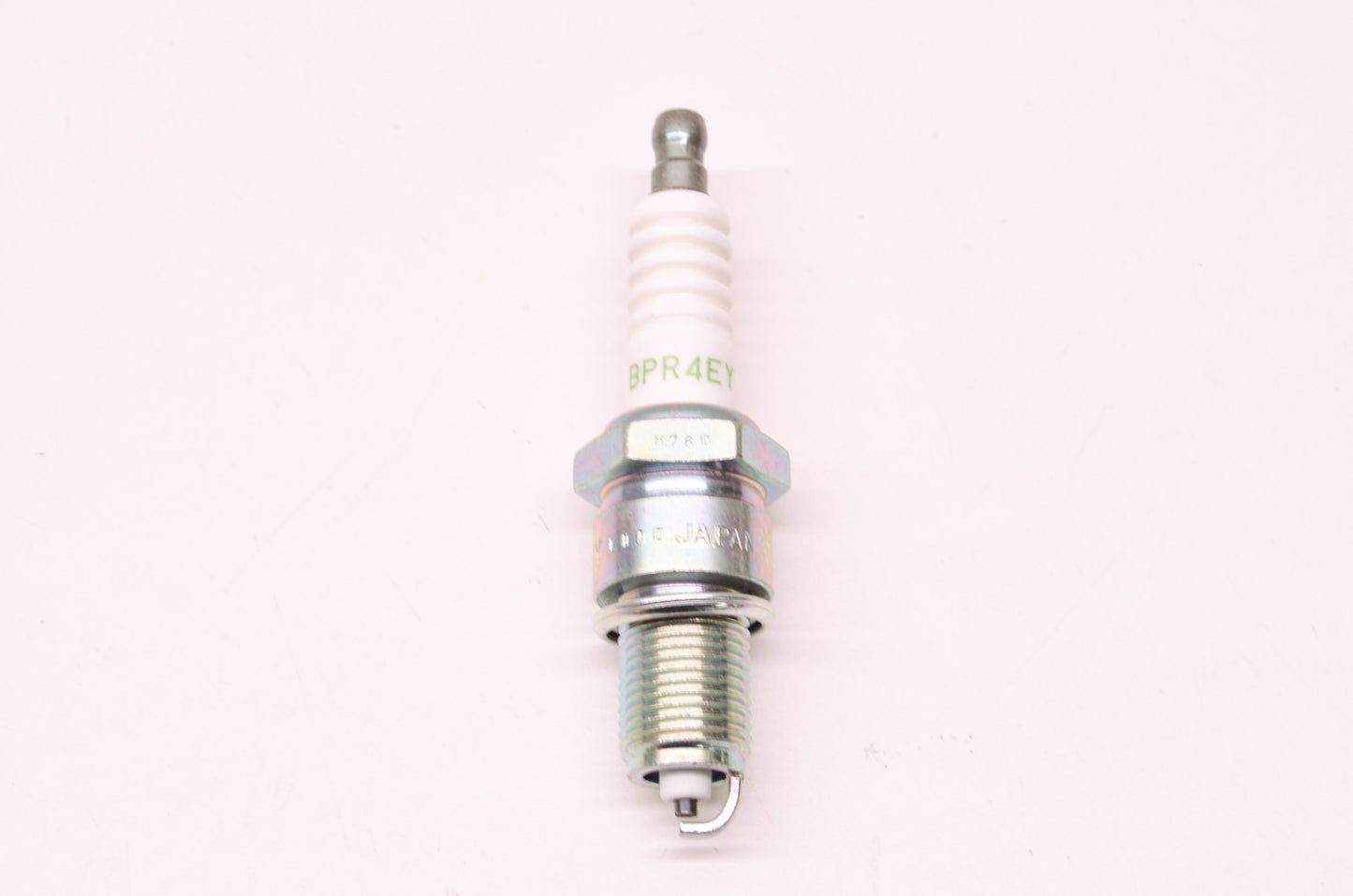 NGK 2128, BPR4EY Spark Plug NOS