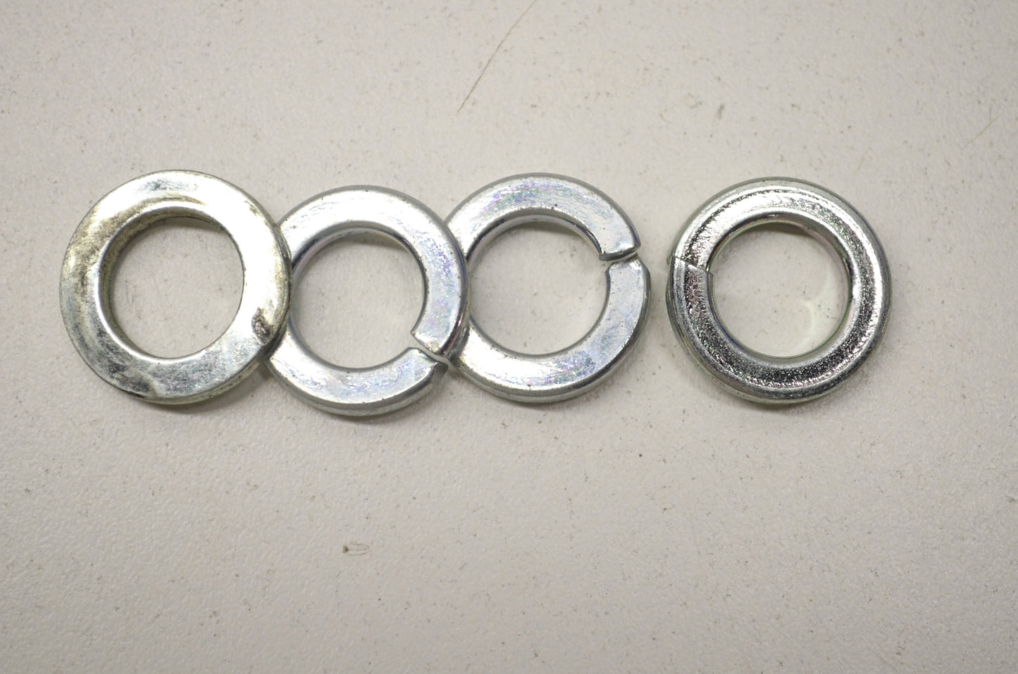OEM Harley-Davidson 7068 Lock Washer Qty 4 NOS