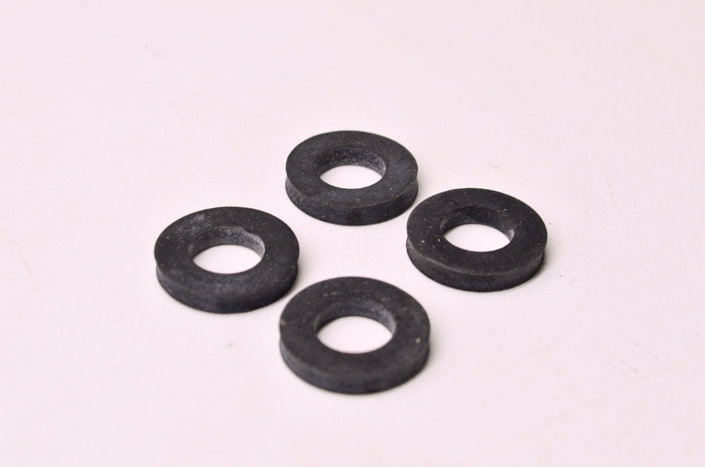 Buell BA0509.7 Rubber Washer Qty 4 NOS