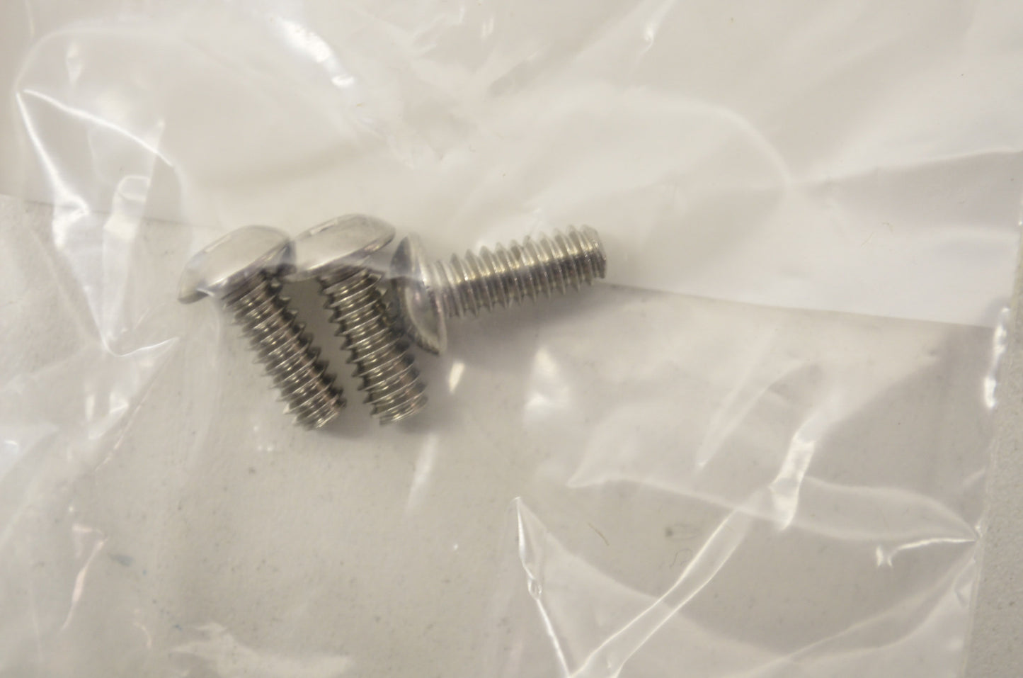 OEM Harley-Davidson 2467 Hex Socket Button Head Screw Qty 3 NOS