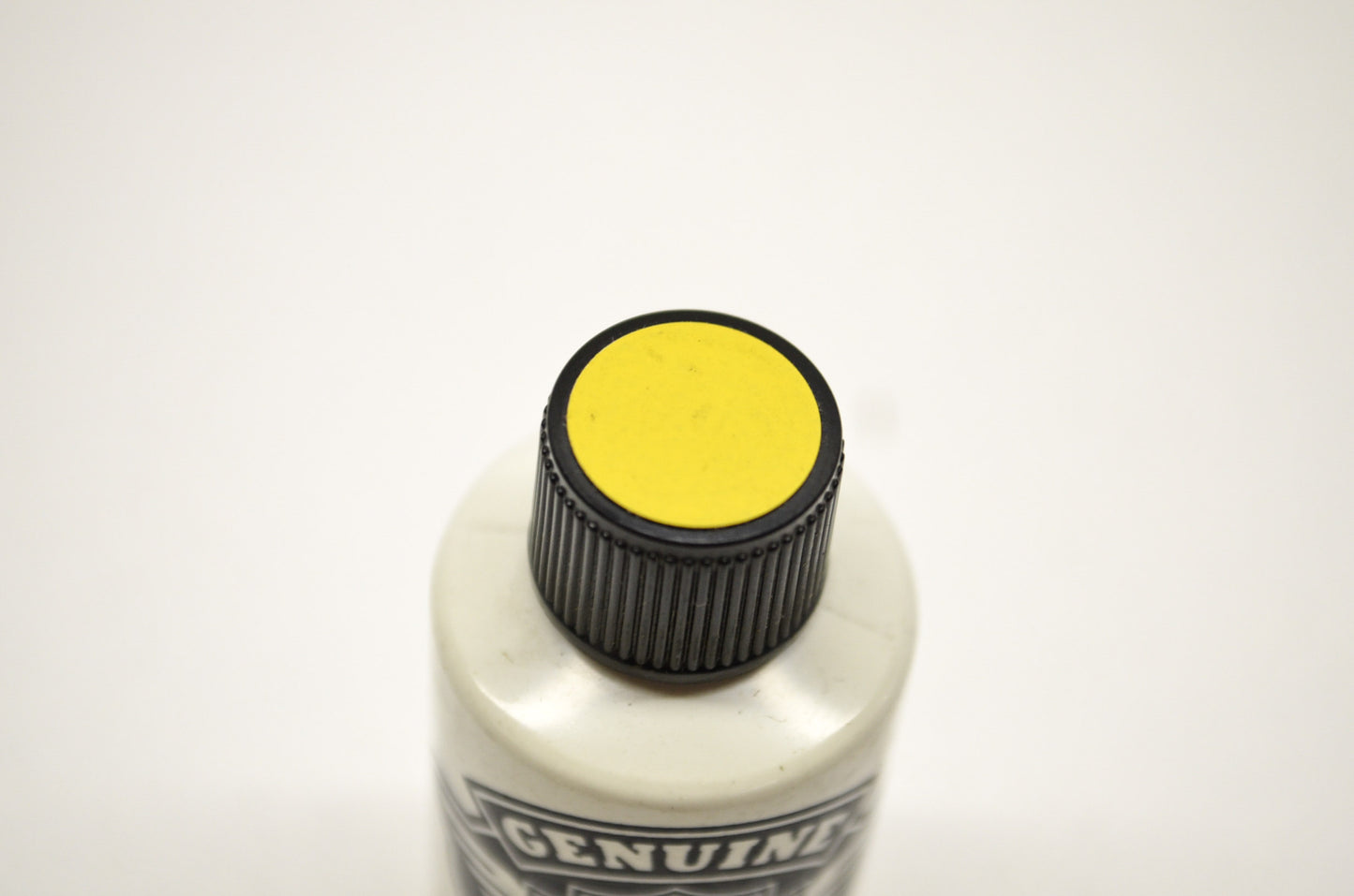 OEM Harley-Davidson 98600BD Nugget Yellow Touch Up Paint NOS