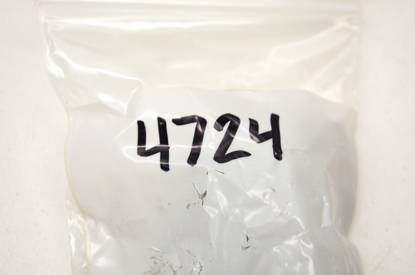 OEM Harley-Davidson 4724 Cap Screw Qty 8 NOS