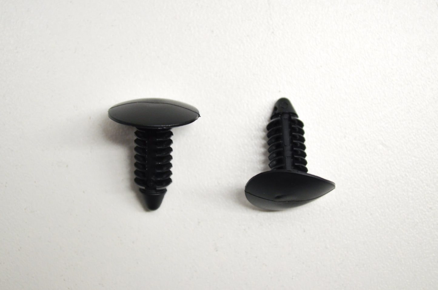 OEM Polaris 7670090 Nylon Plastic Dart Clip Qty 2 NOS