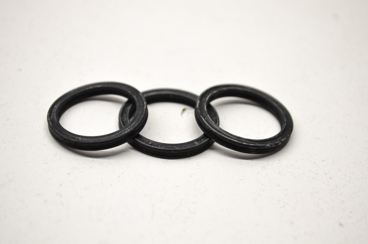 OEM Harley-Davidson 11118 Quad Seal Qty 3 NOS