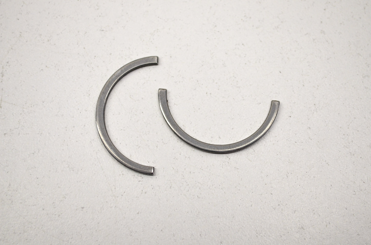 OEM Harley-Davidson 11082 Securing Segment Qty 2 NOS