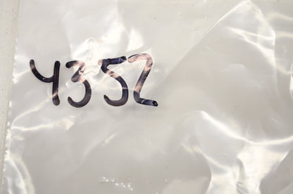 OEM Harley-Davidson 4352 Screw Qty 2 NOS