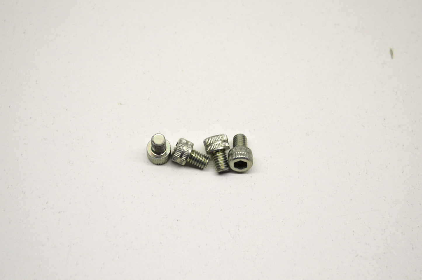Screws FL Hydra Duo Electra Glide Qty 4 NOS