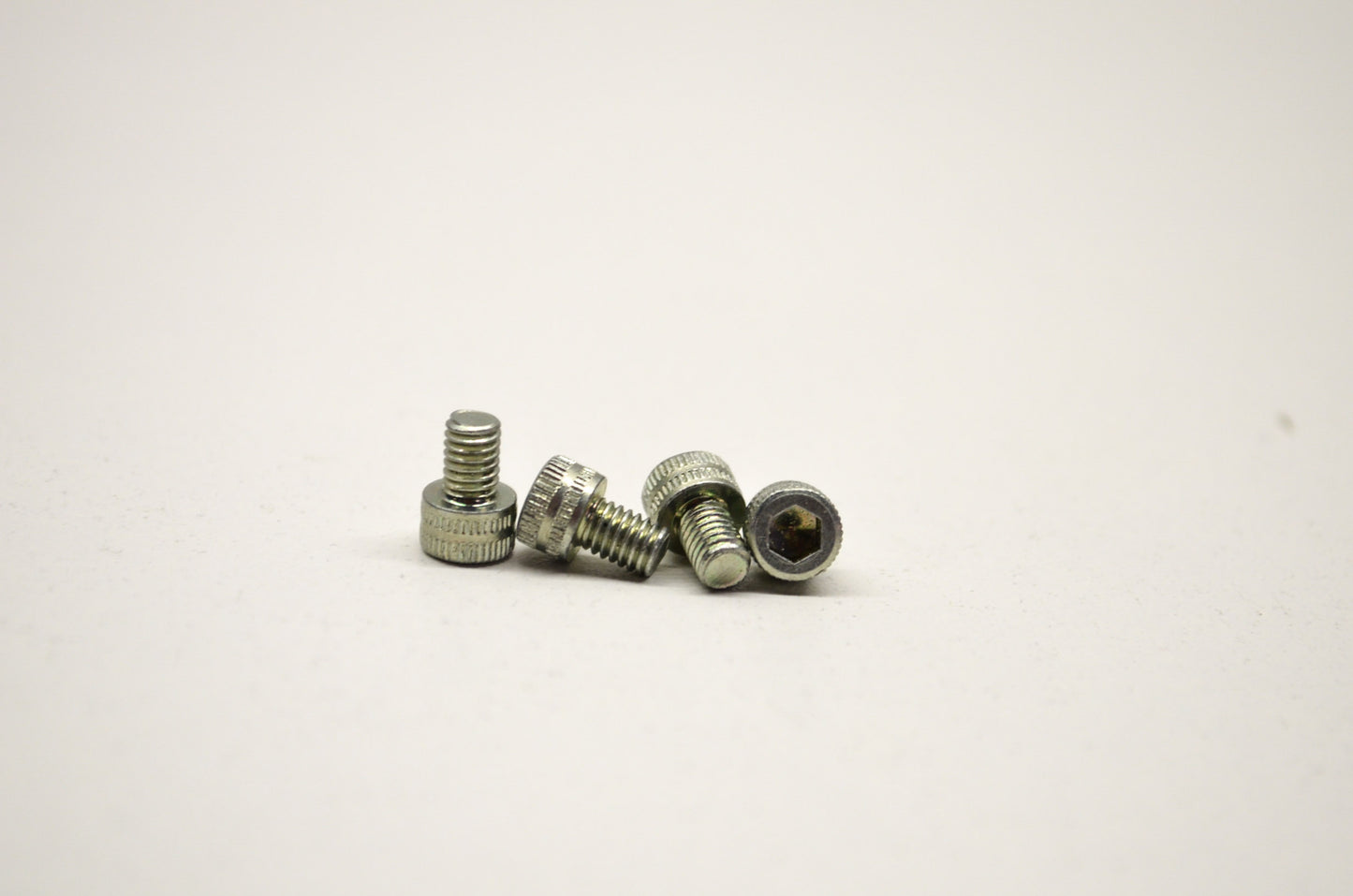 Screws FL Hydra Duo Electra Glide Qty 4 NOS