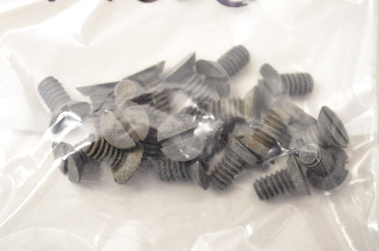 OEM Harley-Davidson 1760B Screw Qty 21 NOS