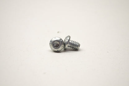 OEM Harley-Davidson 3652 Screw Qty 2 NOS