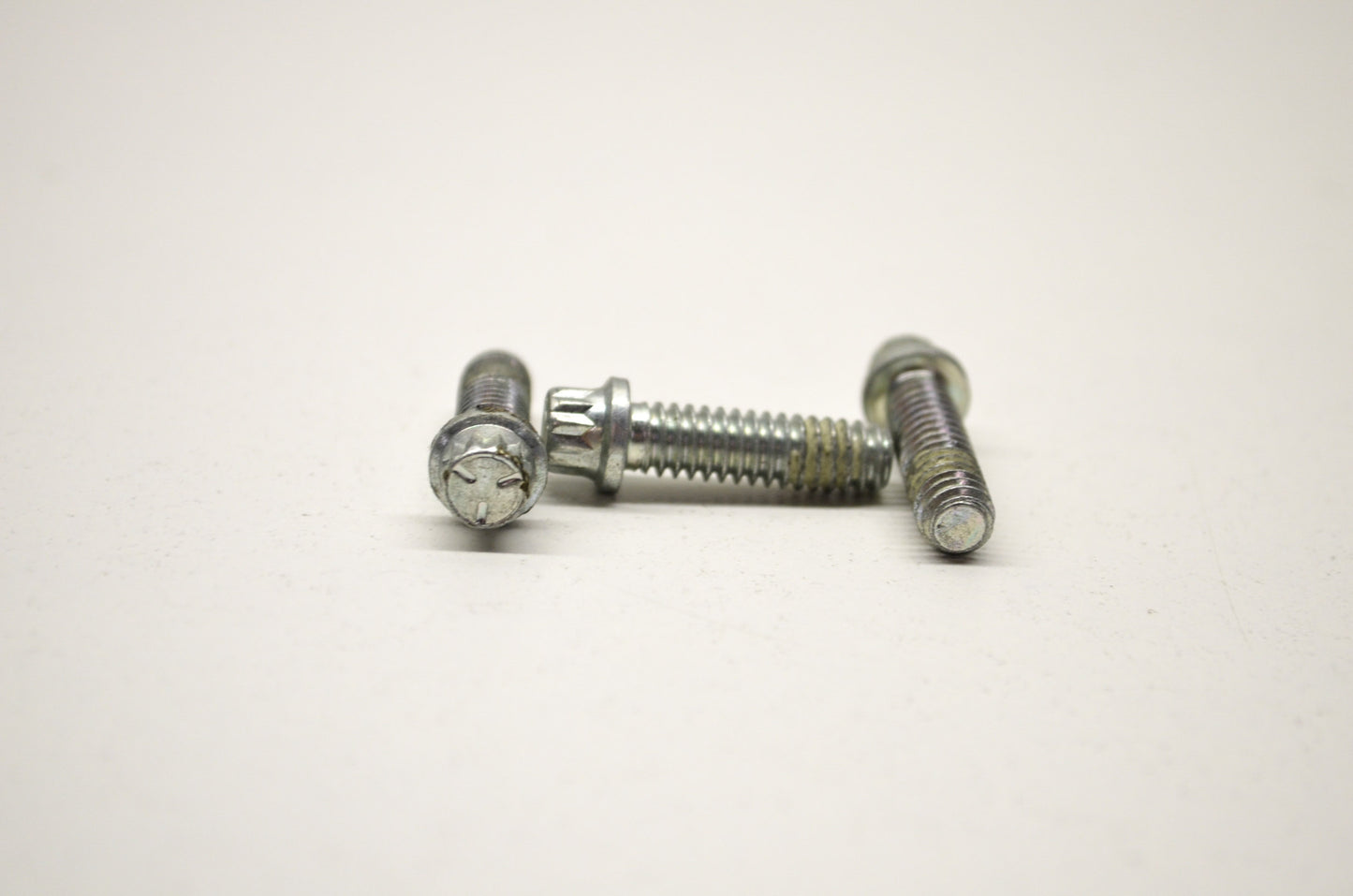 OEM Harley-Davidson 3770 Hex Head Screw 12 Point Qty 3 NOS