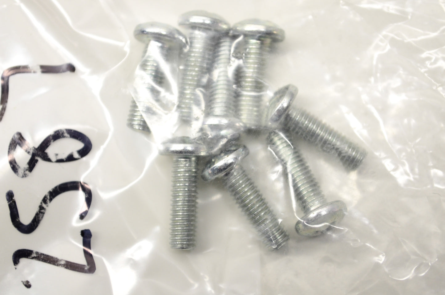 OEM Harley-Davidson 2587 Screw Qty 8 NOS
