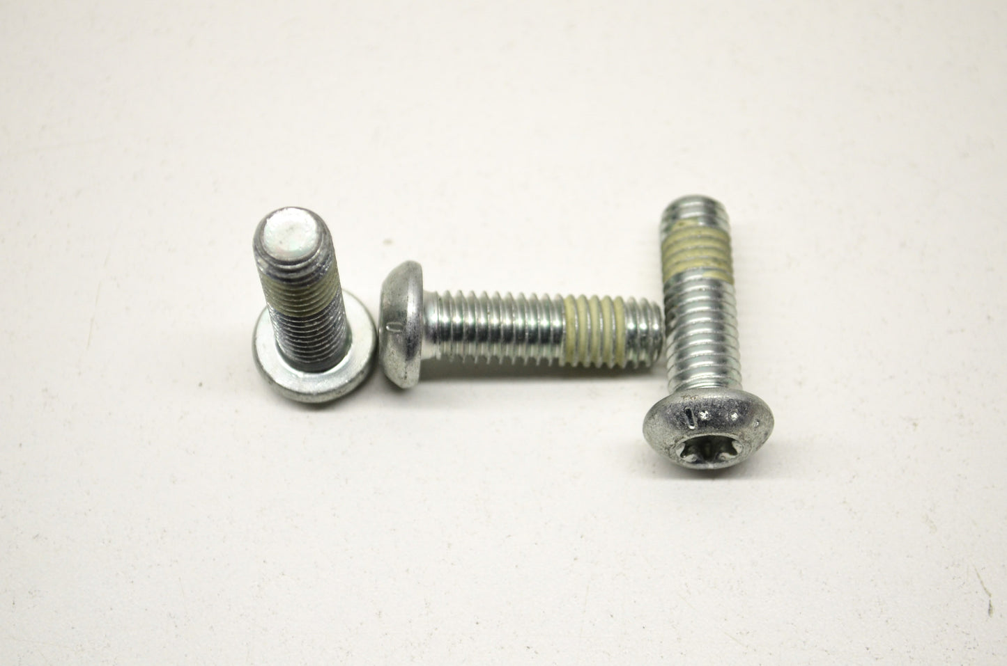 OEM Harley-Davidson 4290 Button Head Torx Screw Qty 3 NOS