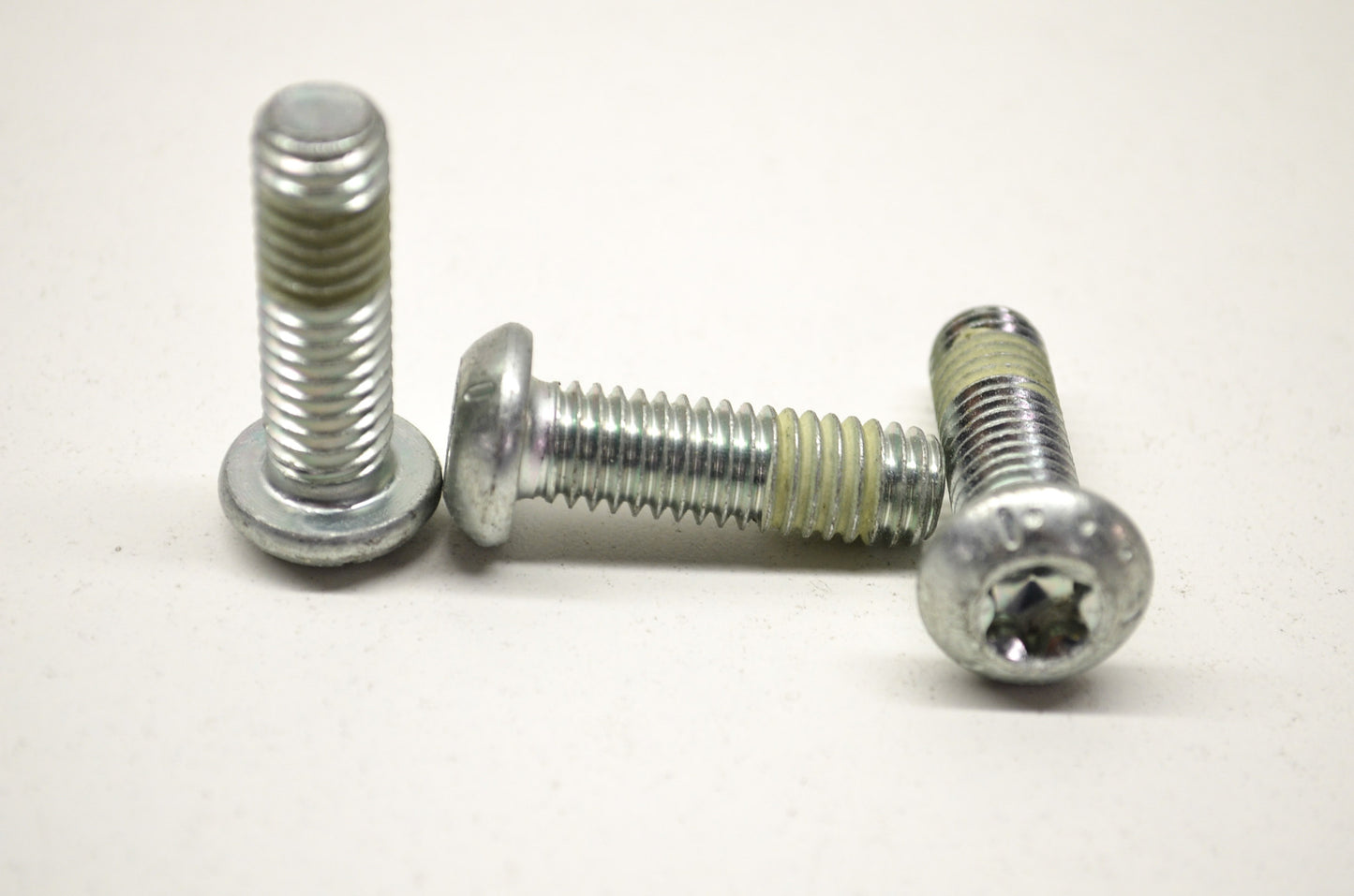 OEM Harley-Davidson 4290 Button Head Torx Screw Qty 3 NOS