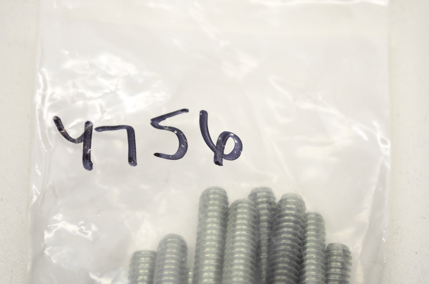 OEM Harley-Davidson 4756 Hex Socket Head Cap Screw Qty 2 NOS