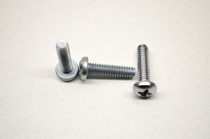 OEM Harley-Davidson 2538 Screw Qty 3 NOS