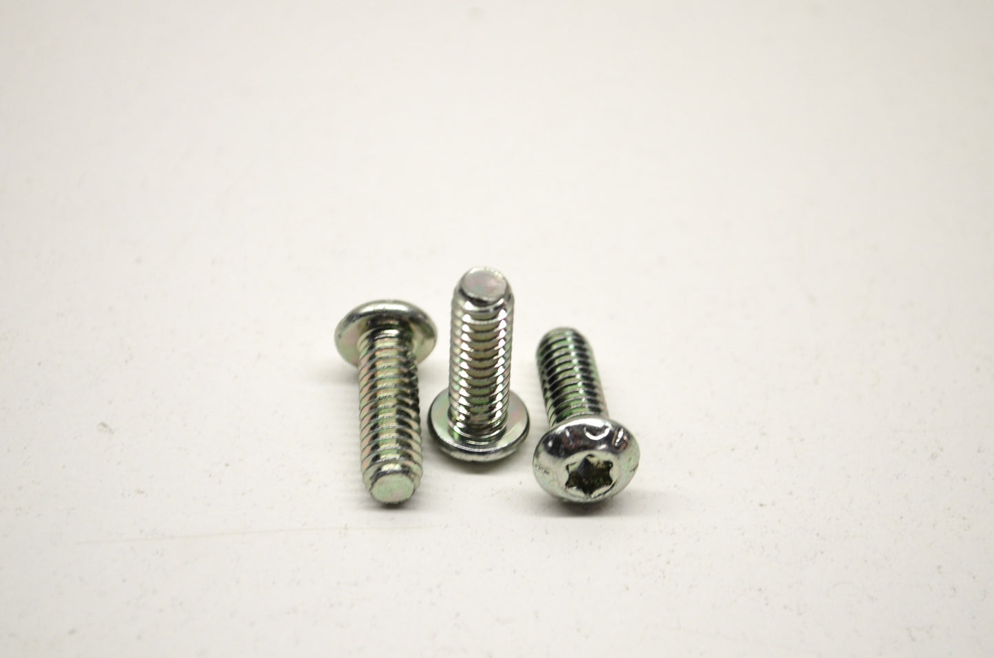 OEM Harley-Davidson 940 Hex Socket Button Torx Screws Qty 3 NOS