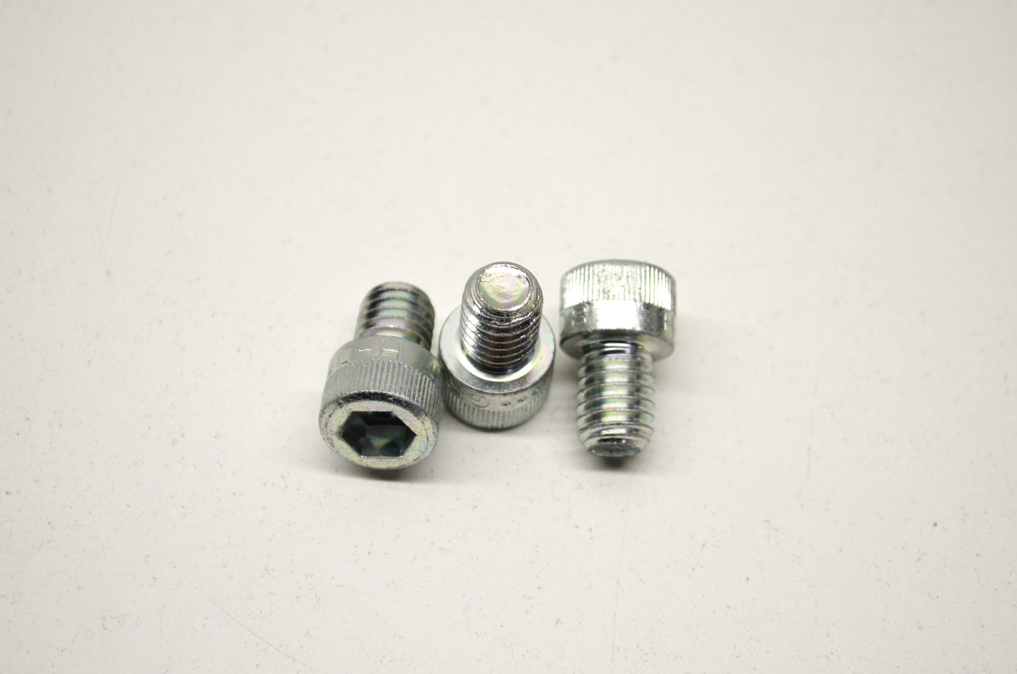 OEM Harley-Davidson 4076 Hex Socket Head Cap Screw Qty 3 NOS