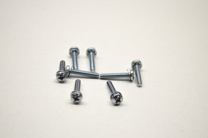 Pan Screws Road King Electra Glide Tri Glide Qty 8 NOS