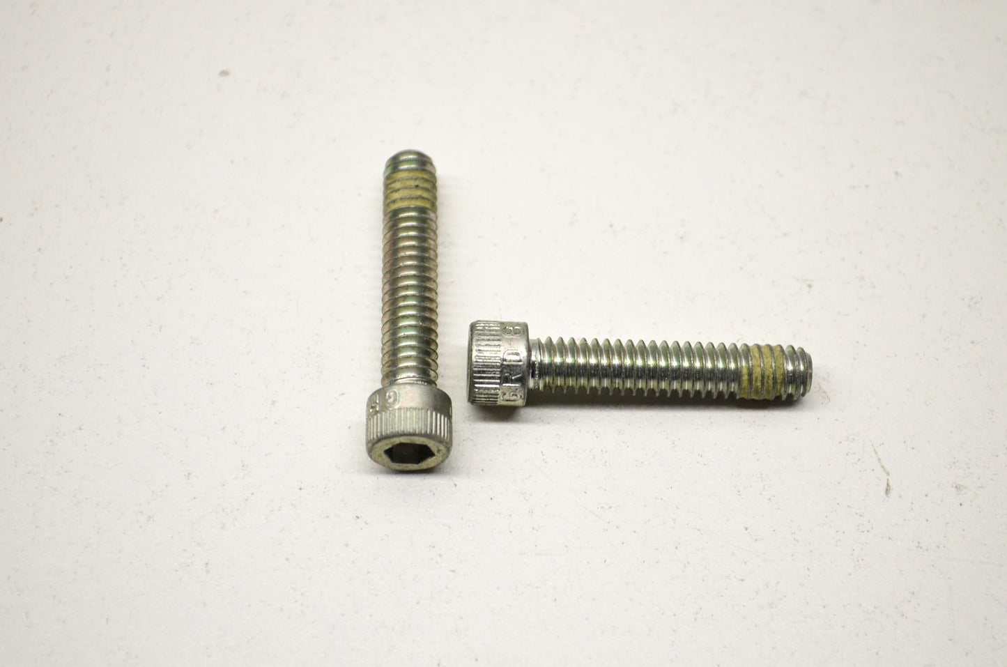 OEM Harley-Davidson 3482A Hex Socket Head Cap Screw Qty 2 NOS