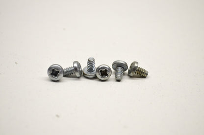 OEM Harley-Davidson 2803W Screw Qty 6 NOS