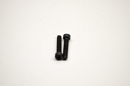 OEM Harley-Davidson 903 Screw Qty 2 NOS