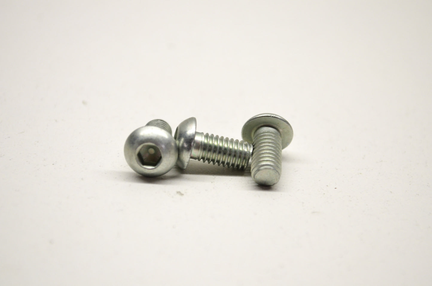 OEM Harley-Davidson 3716M Hex Button Head Screw Qty 3 NOS