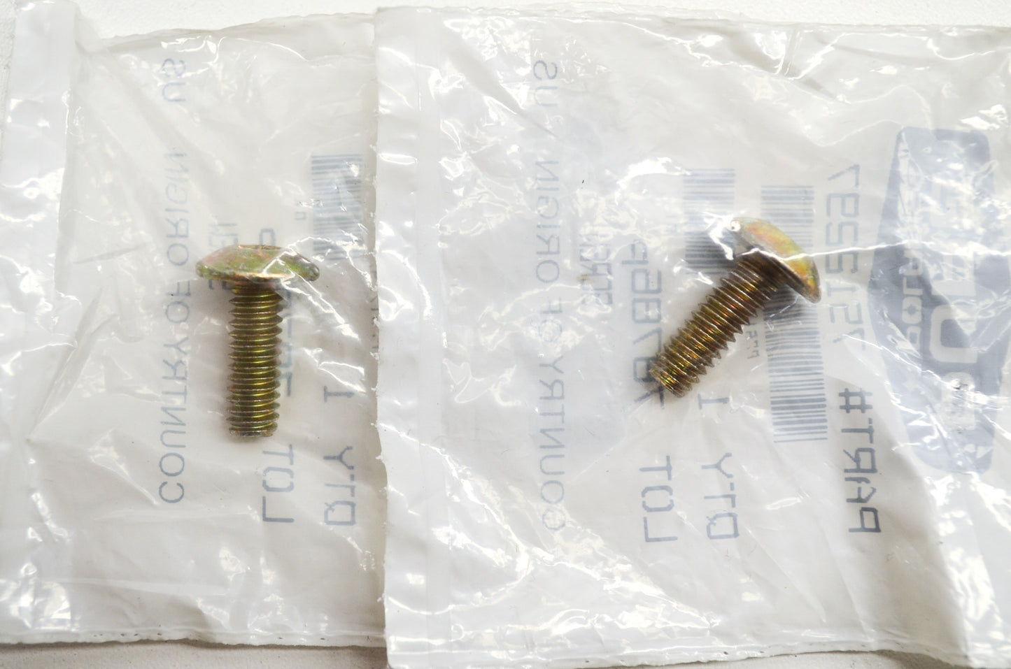 OEM Polaris 7512297 Screw Qty 2 NOS