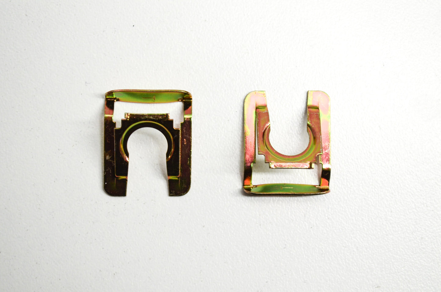 OEM Polaris 7670093 Retainer Clip Qty 2 NOS