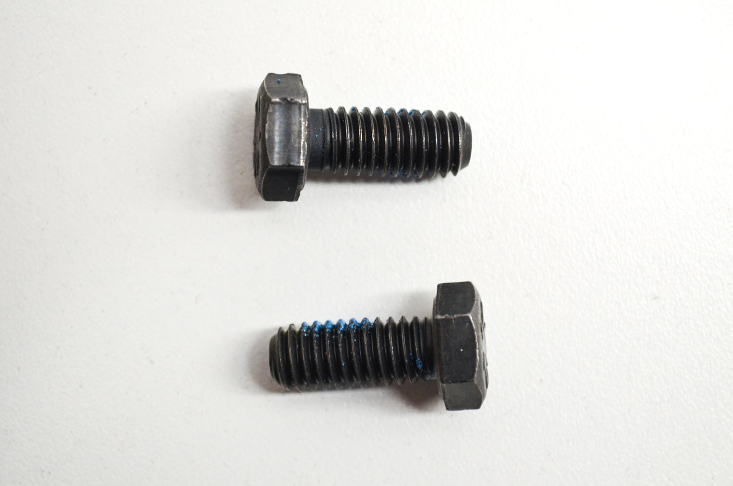 OEM Polaris 7517979 Nylon Hex Head Screw 5/16-18 3/4 Qty 2 NOS