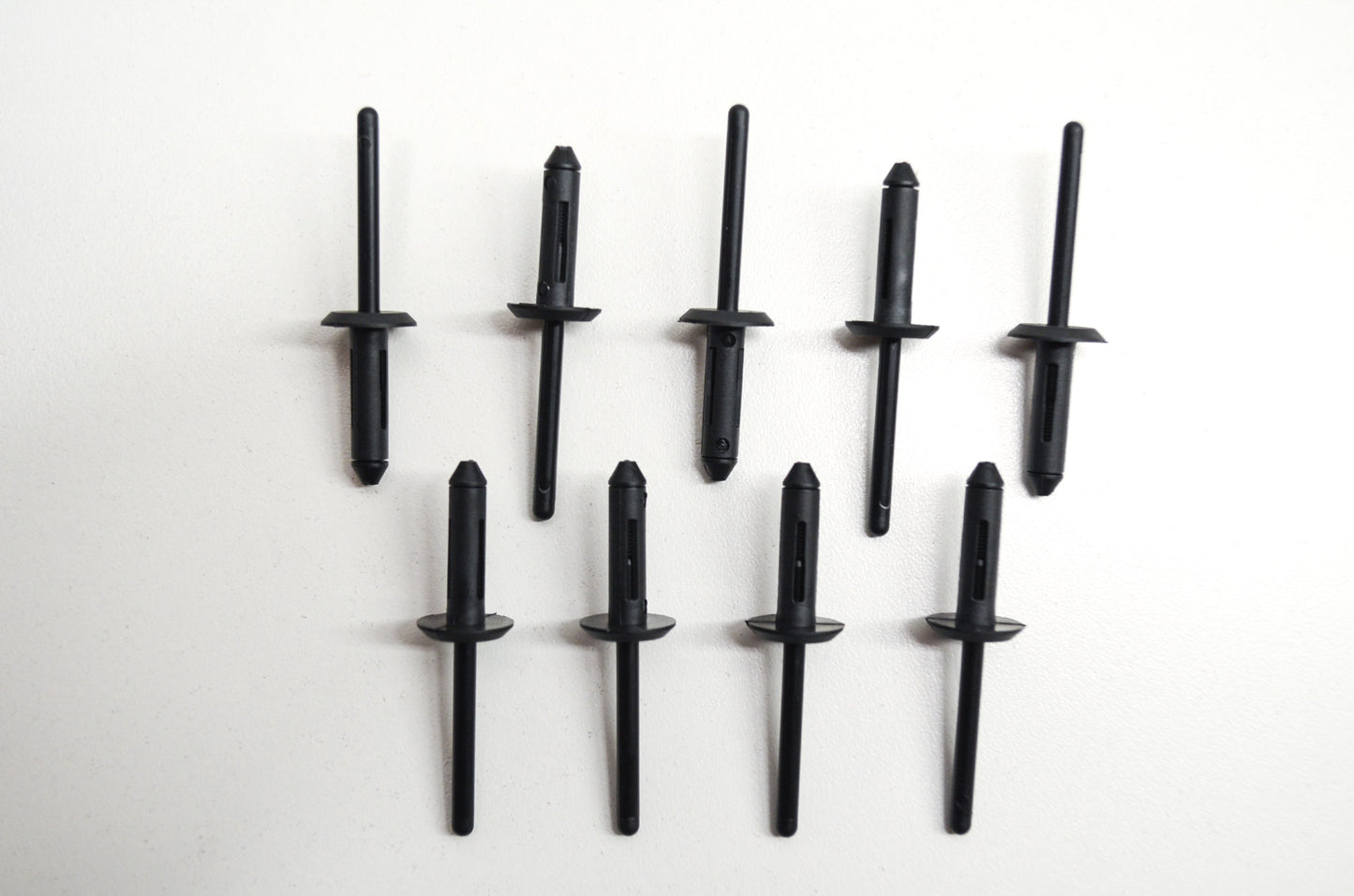 New OEM Polaris Plastic Rivets QTY 9 IQ RMK Trail Boss Sportsman Widetrak Xplore