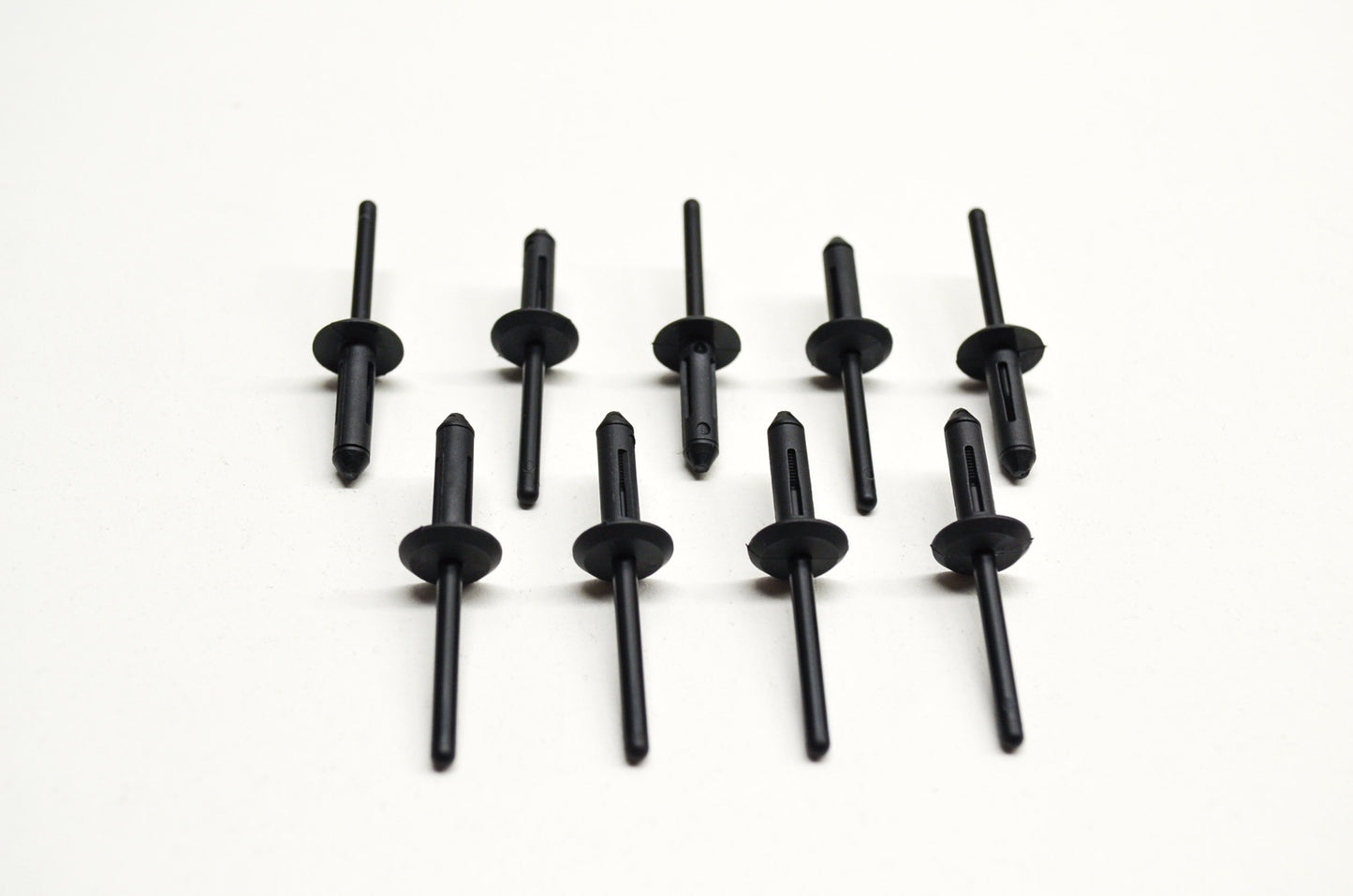 New OEM Polaris Plastic Rivets QTY 9 IQ RMK Trail Boss Sportsman Widetrak Xplore