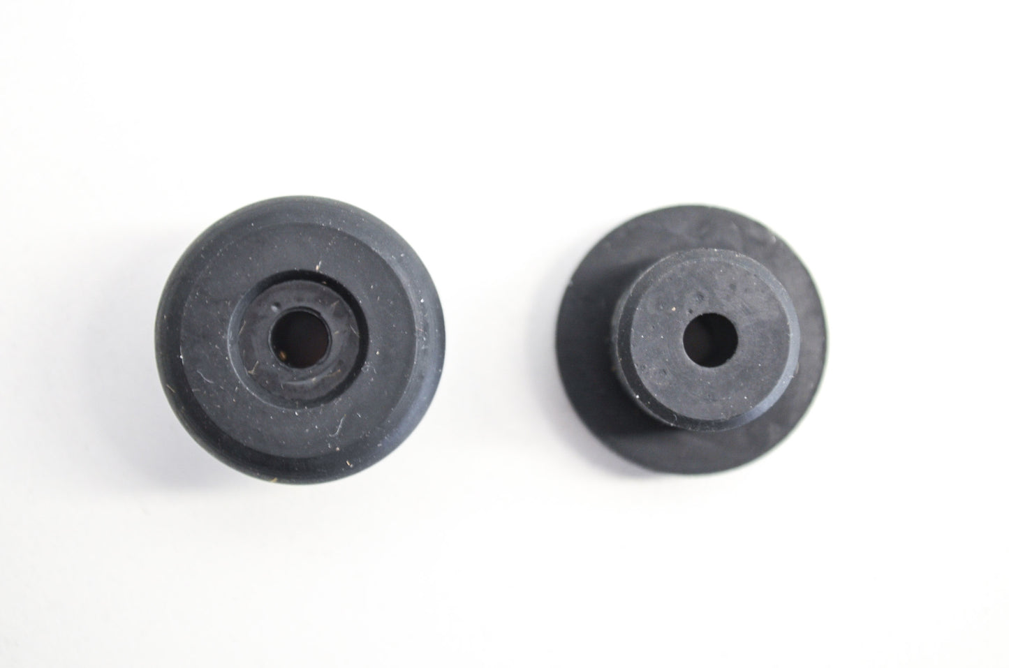 New OEM Polaris Bumper Bushings QTY 2 Trail Boss Big Boss Xplorer Xpress Big Bos