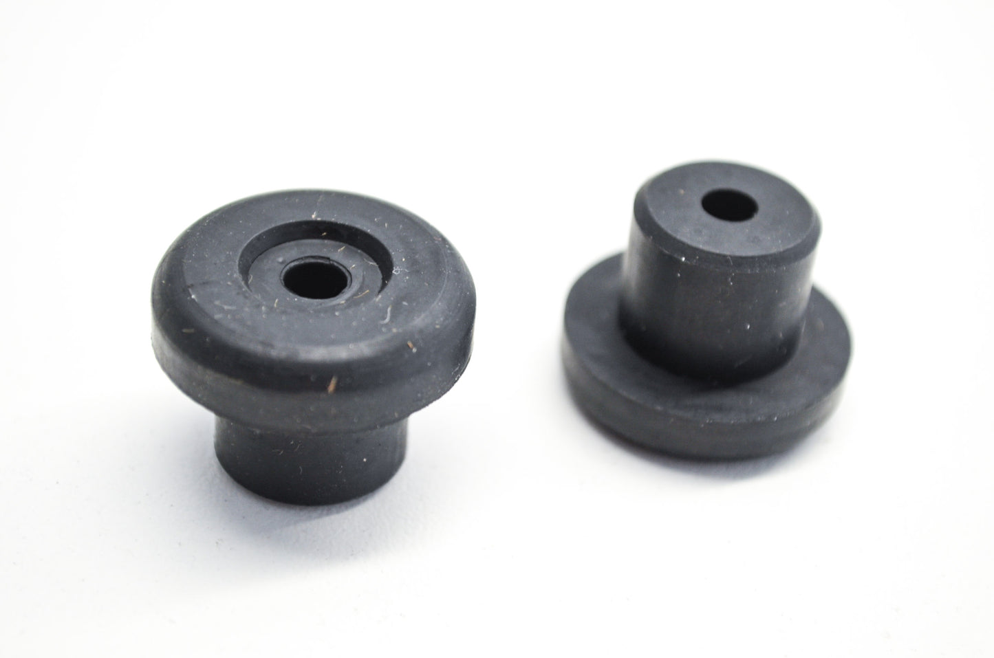 New OEM Polaris Bumper Bushings QTY 2 Trail Boss Big Boss Xplorer Xpress Big Bos