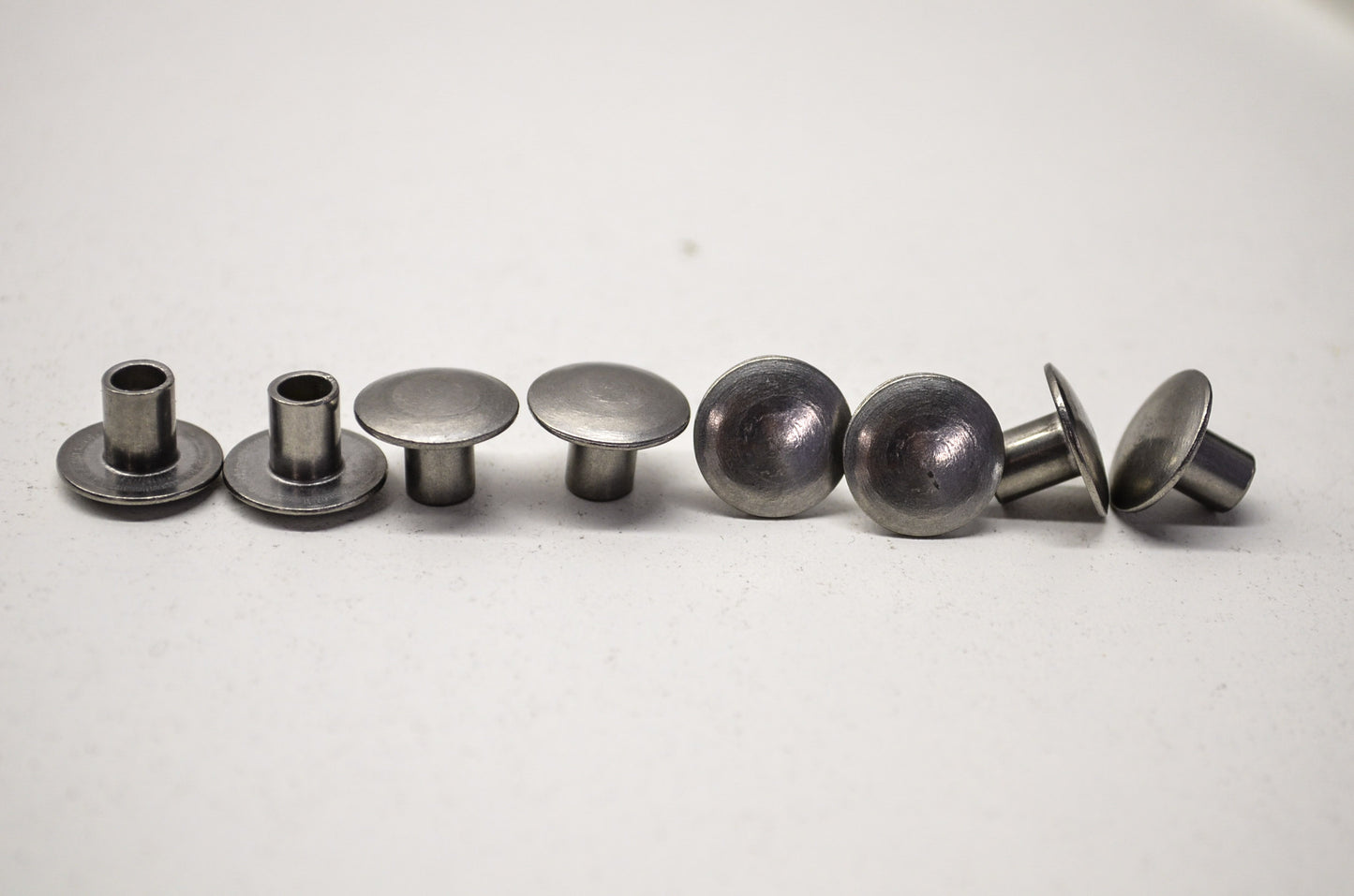 OEM Harley-Davidson 8505 Truss Head Rivet Qty 8 NOS