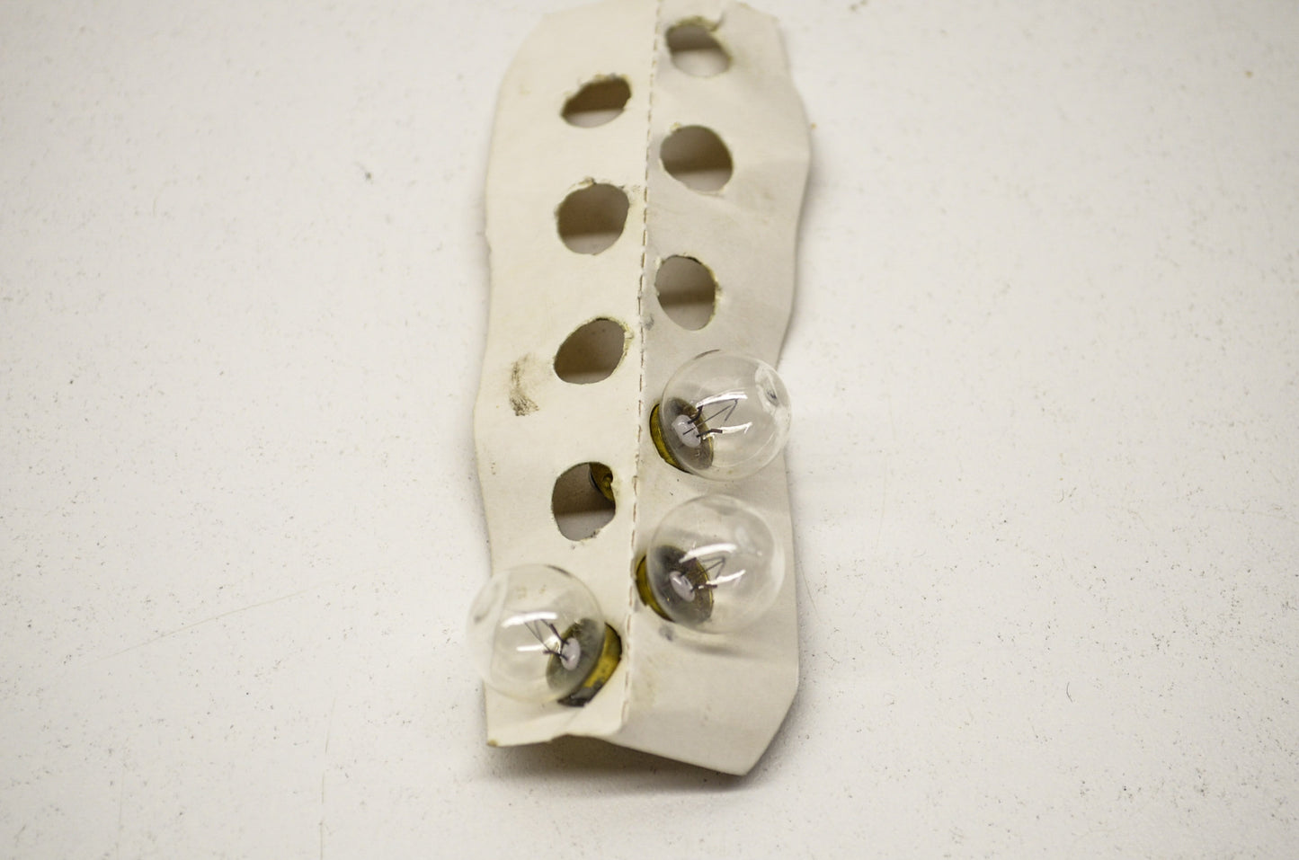 OEM Harley-Davidson 68462-64 Signal Lamp Bulb Qty 3 NOS