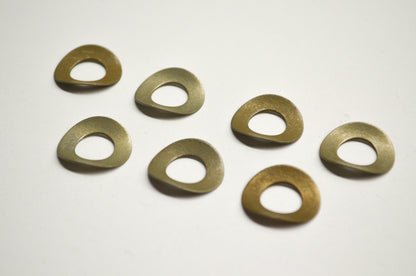 OEM Polaris 7555795 Wave Spring Washer Qty 7 NOS