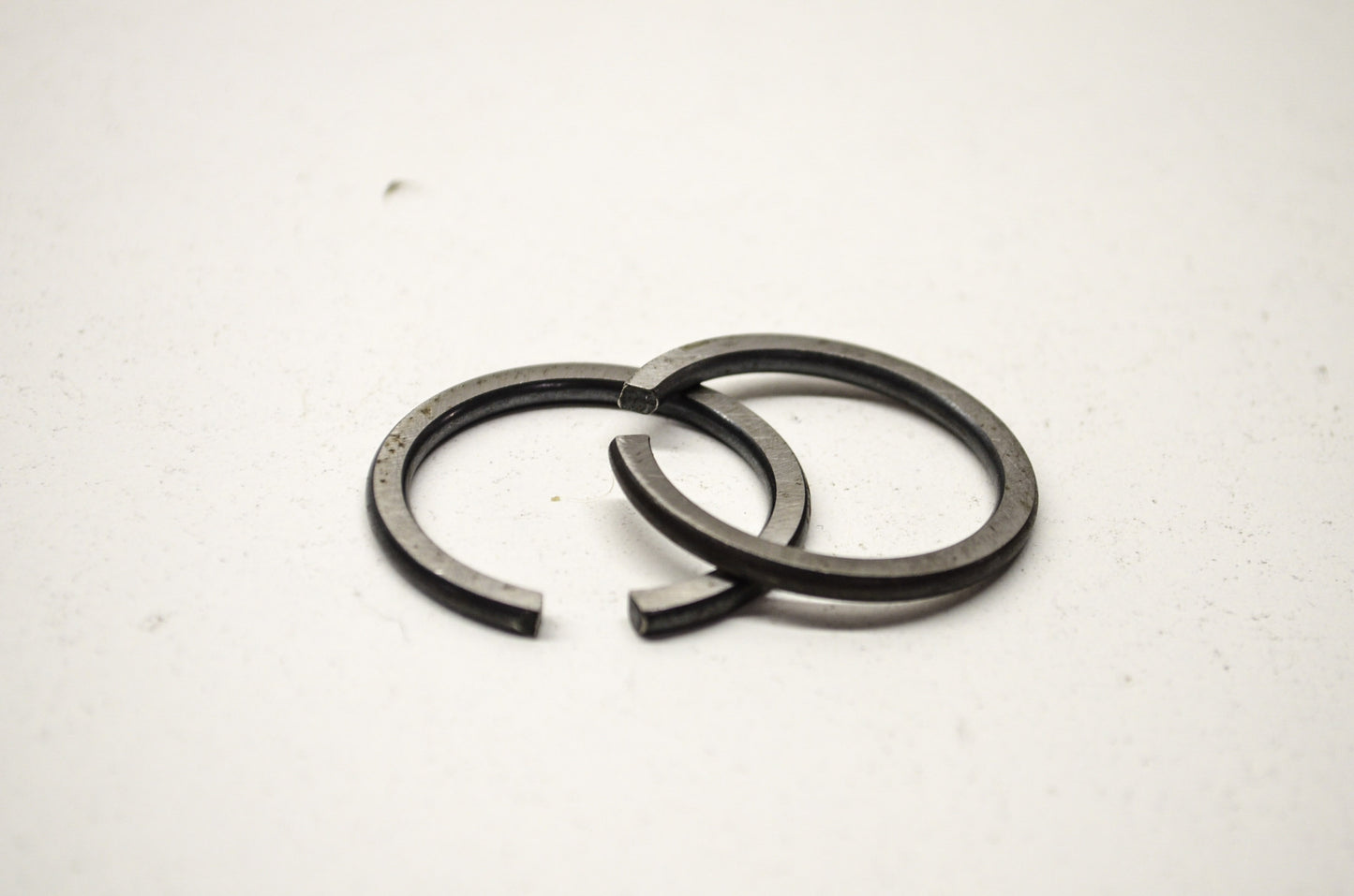 OEM Harley-Davidson 9142 Roller Bearing Shim .100 Qty 2 NOS