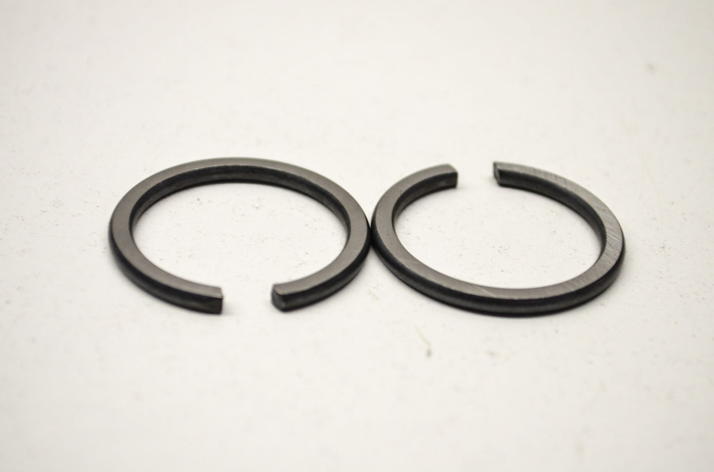 OEM Harley-Davidson 9144 Roller Bearing Shim .104 Qty 2 NOS
