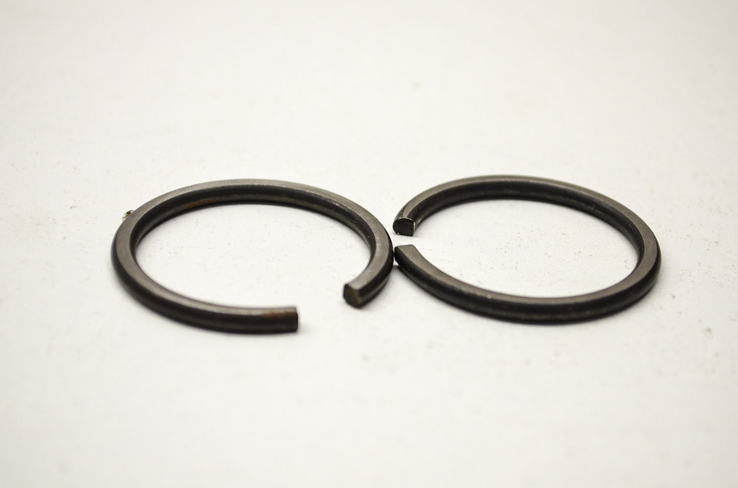 OEM Harley-Davidson 9133 Roller Bearing Shim Qty 2 NOS