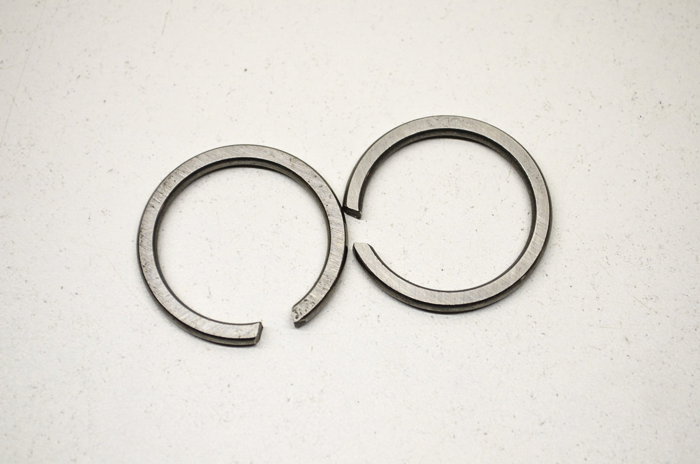OEM Harley-Davidson 9146 Roller Bearing Shim .108 Qty 2 NOS