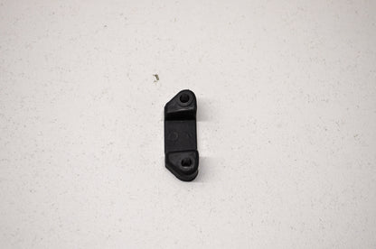 Connector Retainer NOS