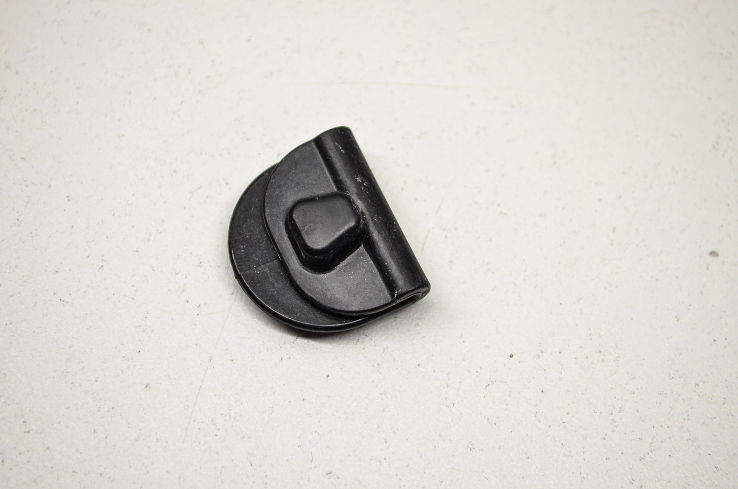 Side Cover Front Mounting Clip Kit Sportster NOS