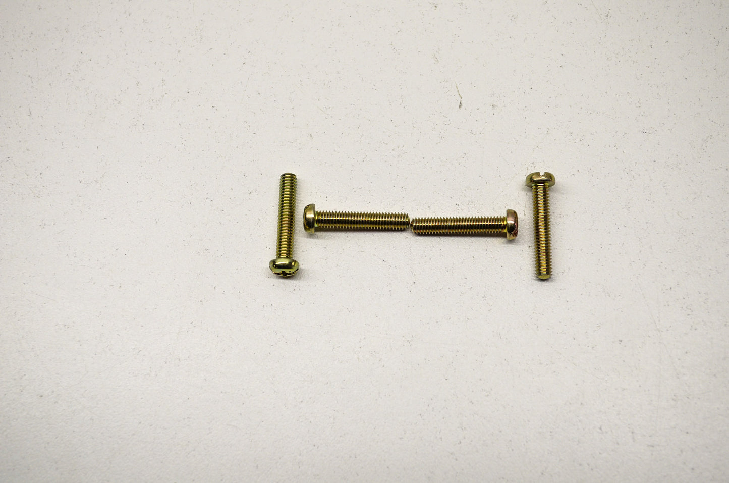 OEM Harley-Davidson 27130-90 Carburetor Screw Qty 4 NOS