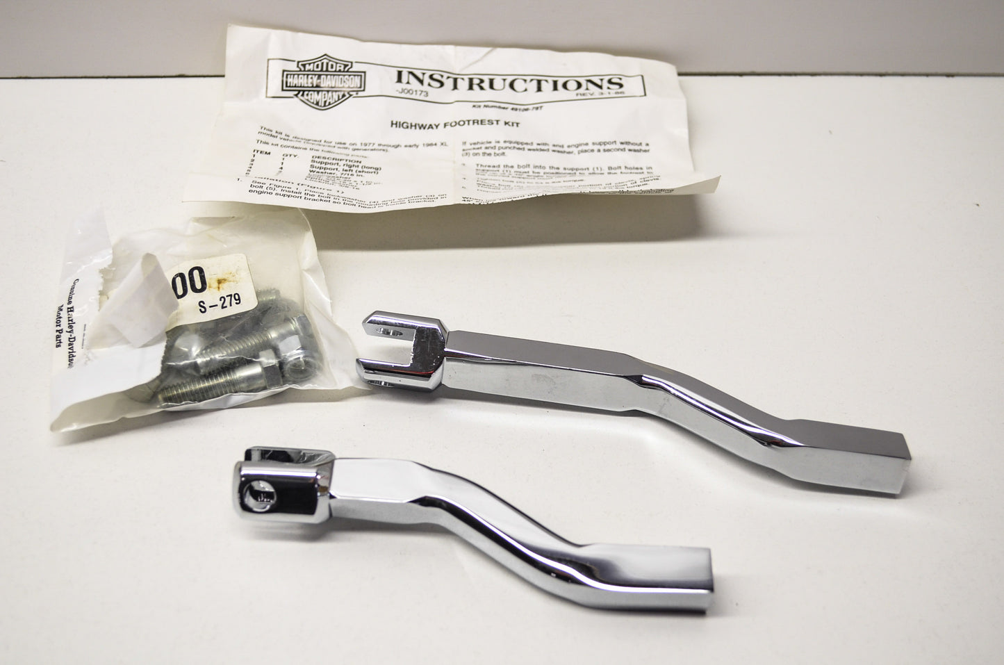 OEM Harley-Davidson 49106-78T Hi-Way Peg Mounting Kit NOS