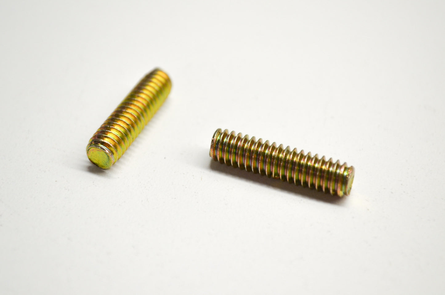 OEM Polaris 7515151 Stud Qty 2