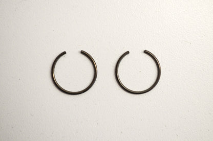 OEM Kawasaki 92036-003 Piston Pin Circlip Qty 2 NOS
