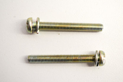 OEM Kawasaki 92011-533 Screw 5X40 Qty 2 NOS