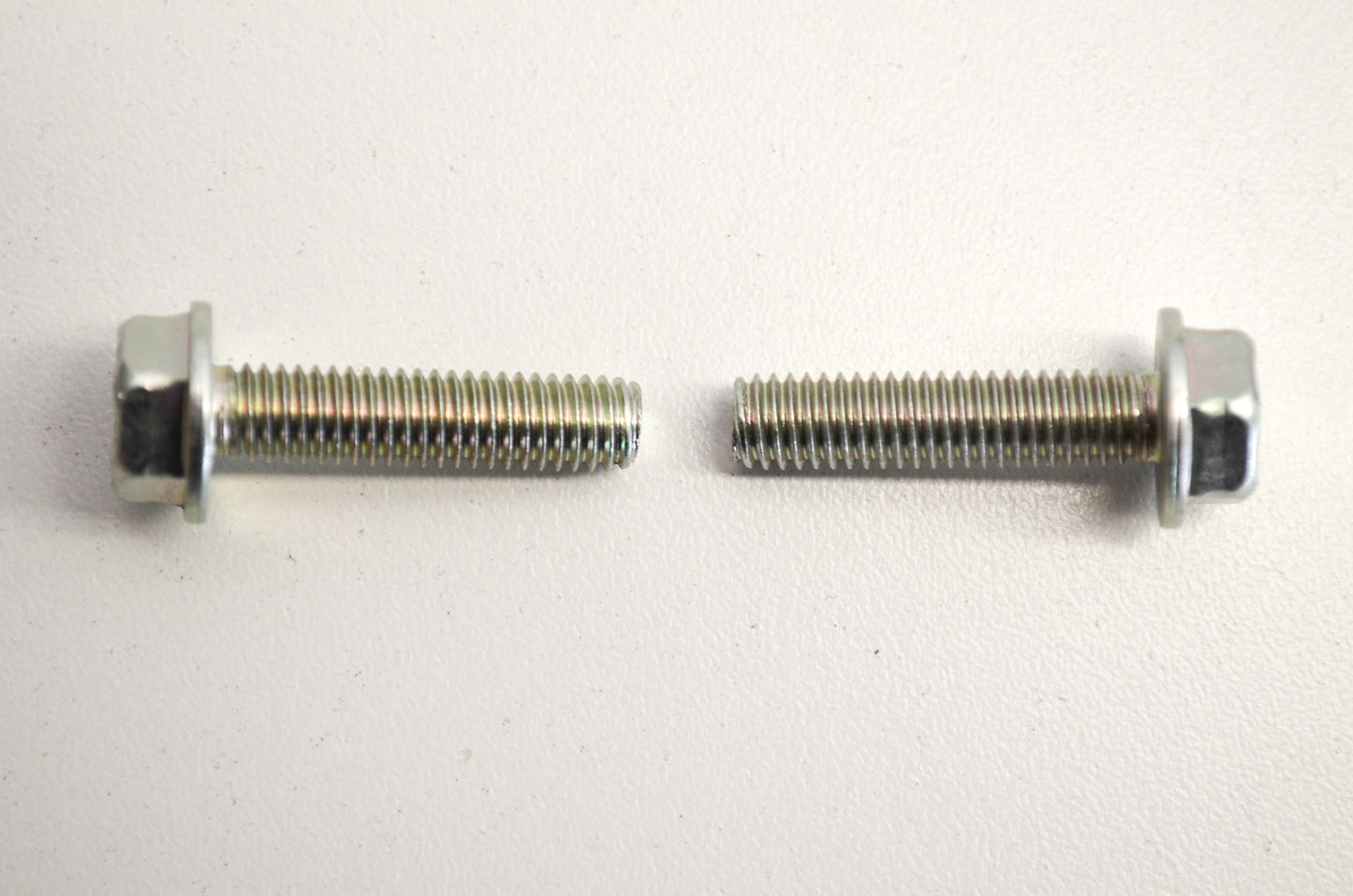 OEM Kawasaki 130CA0625 Flanged Bolt 6X25 Qty 2 NOS